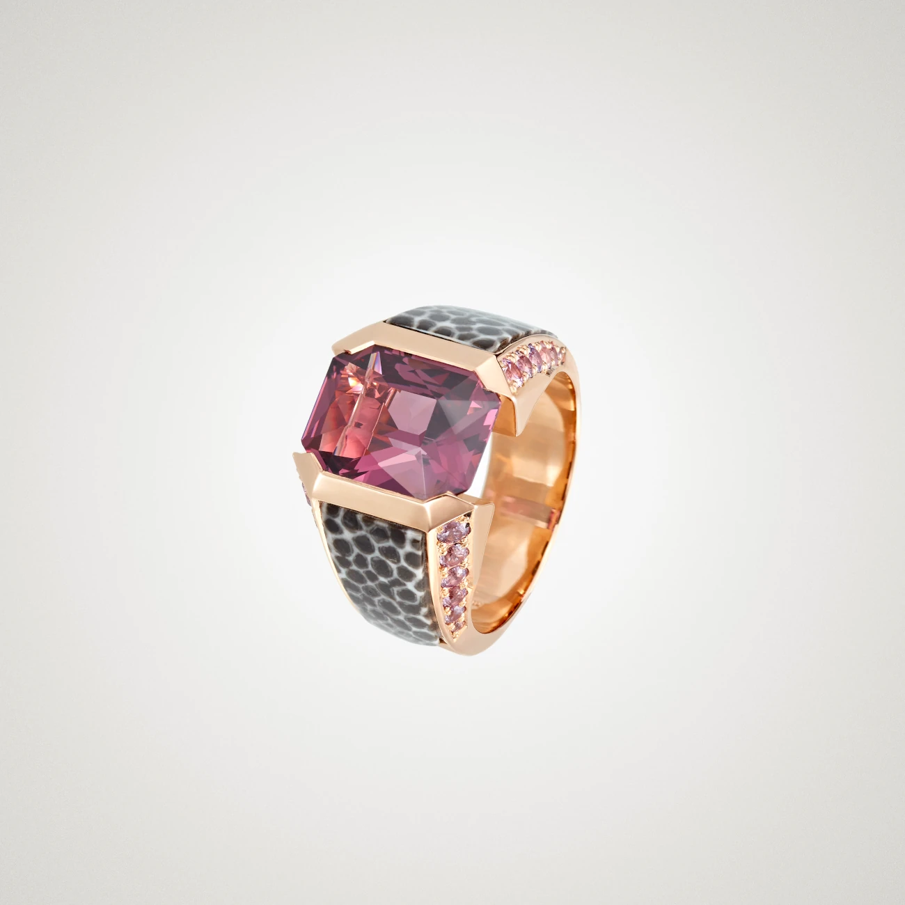Ring Coral