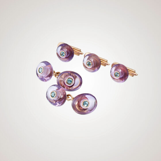 Cufflinks and studs in rose gold with amethysts and aquamarines