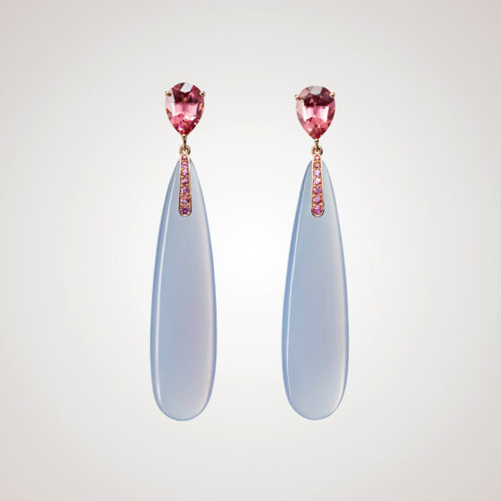 Earrings in rose gold with chalcedony, pink tourmalines and garnets